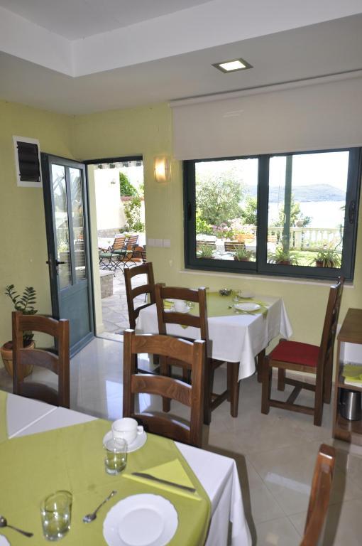 Garni Hotel Bokeska Noc Herceg Novi Exterior photo