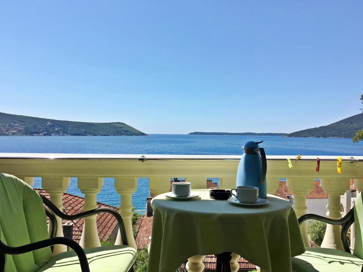 Garni Hotel Bokeska Noc Herceg Novi Exterior photo